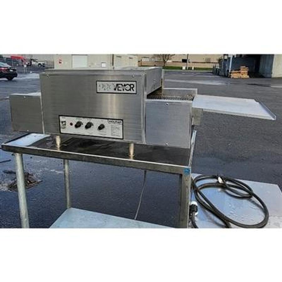 Used  Holman 314HX Electric Conveyor Oven