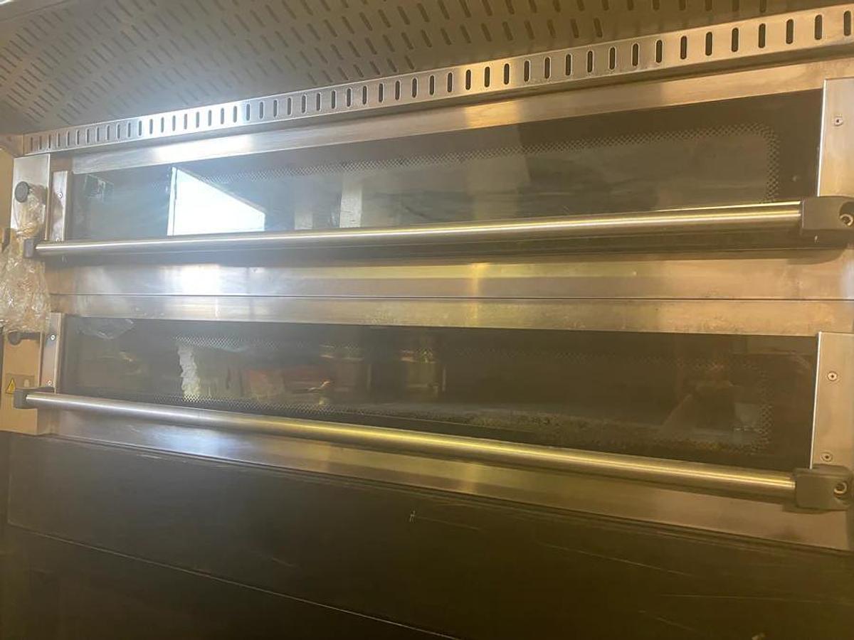 Used Cinelli-Esperia Electric Pizza Oven