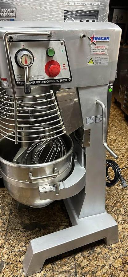 Used 30 quart Dough Mixer Omcan 