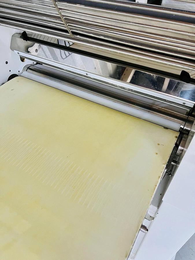 Used Doyon LMA620 Reversible Dough Sheeter - Floor Model