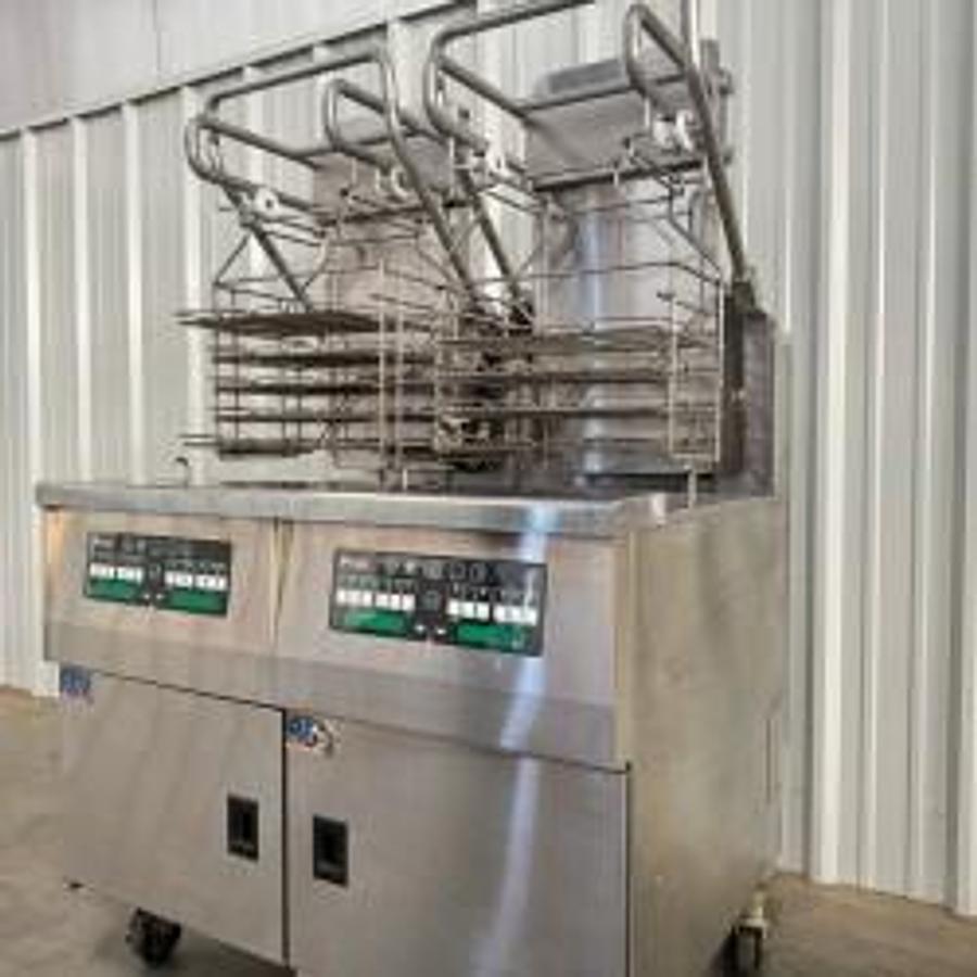 Used Pitco High Output Fryer Electric Dual with Filtration SELVRF Chicken