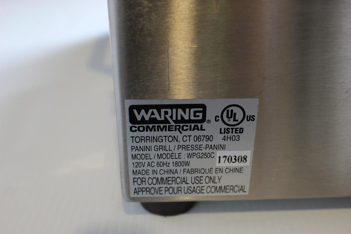 Used Waring Ribbed Panini Grill