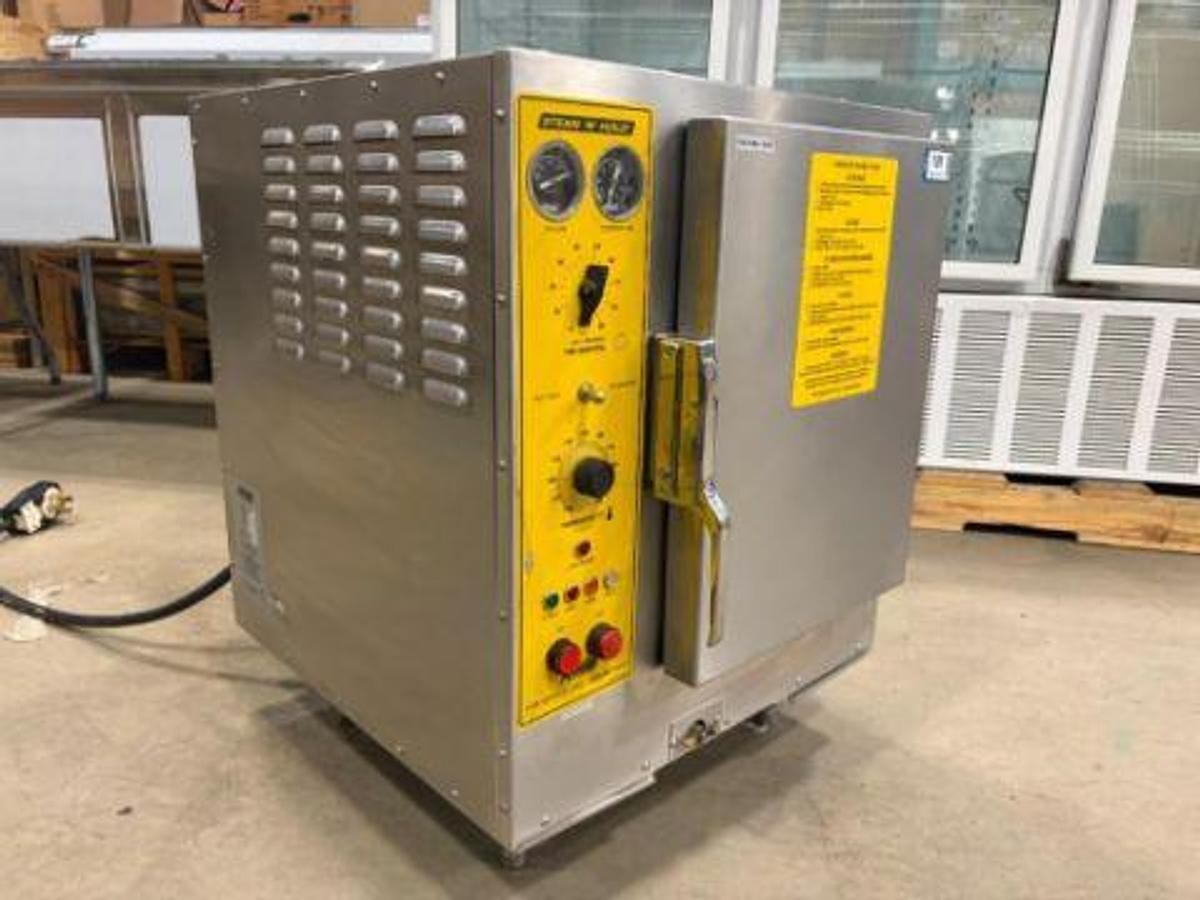 Used ACCUTEMP 208D8-310 ELECTRIC STEAM N' HOLD STEAMER 