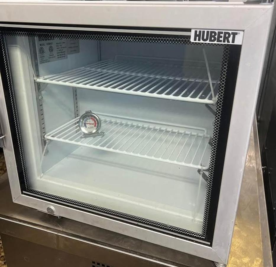 Used Counter top display freezer - great merchadizer