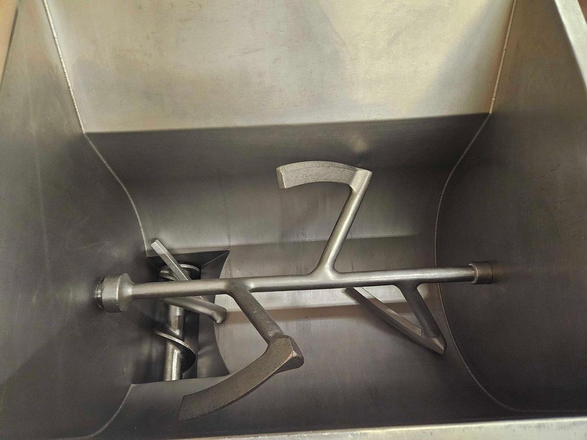 Used Hollymatic 3000 MM Mixer Grinder -10 HORSEPOWER