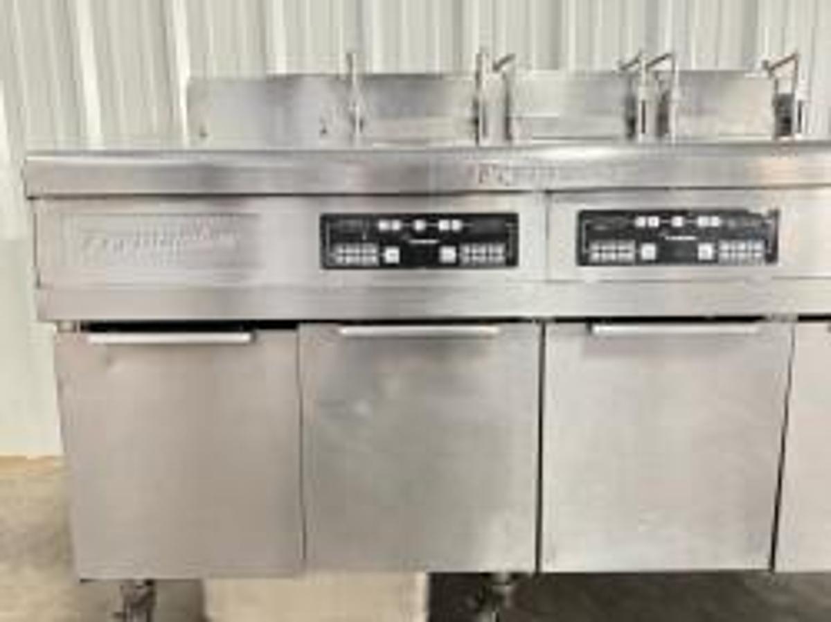 Refurbished Frymaster Gas 3 Bay Fryer W Filtration from School 50lb FMPH355SC