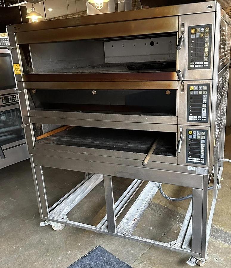 Used MIWE 3 deck bakery oven - steam injection - 3 phase