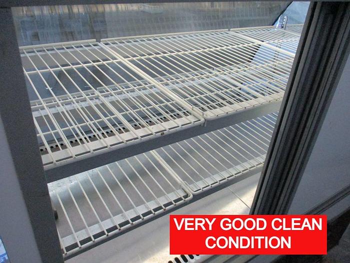 Used QDD REFRIGERATED SHOWCASE