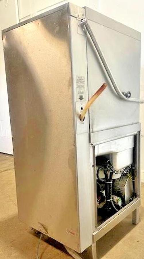 Used MEIKO DV 80.2 HIGH TEMP ELECTRIC 3PH DOOR TYPE DISHWASHER