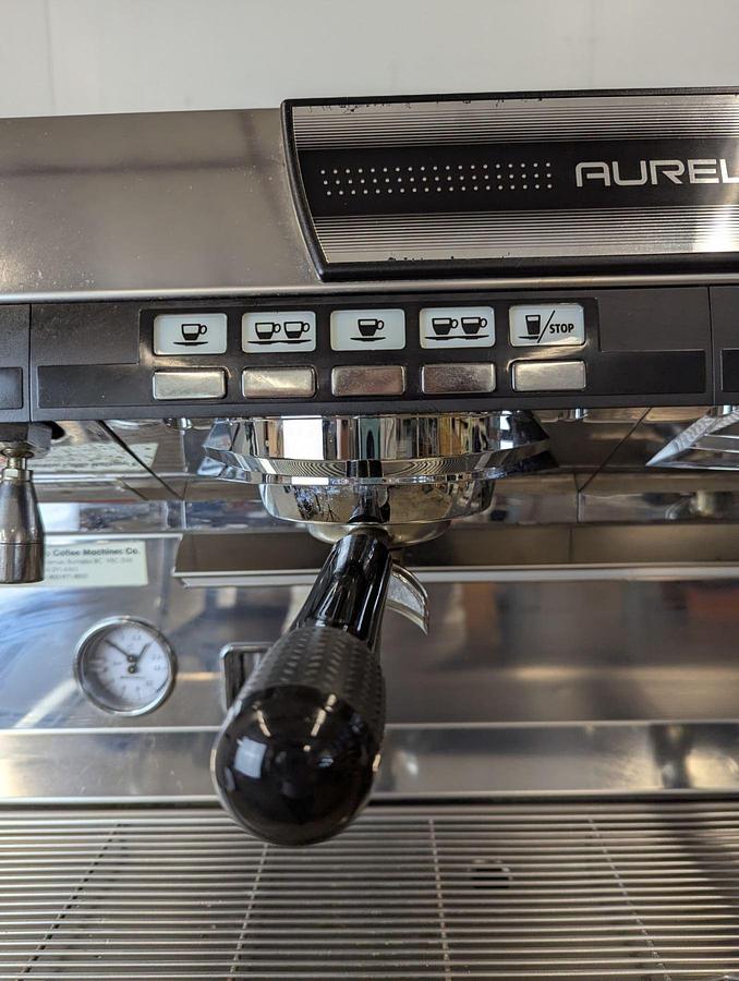 Used Nuova Simonelli AURELIA II Semiautomatic Espresso Machine - EXCELLENT CONDITION