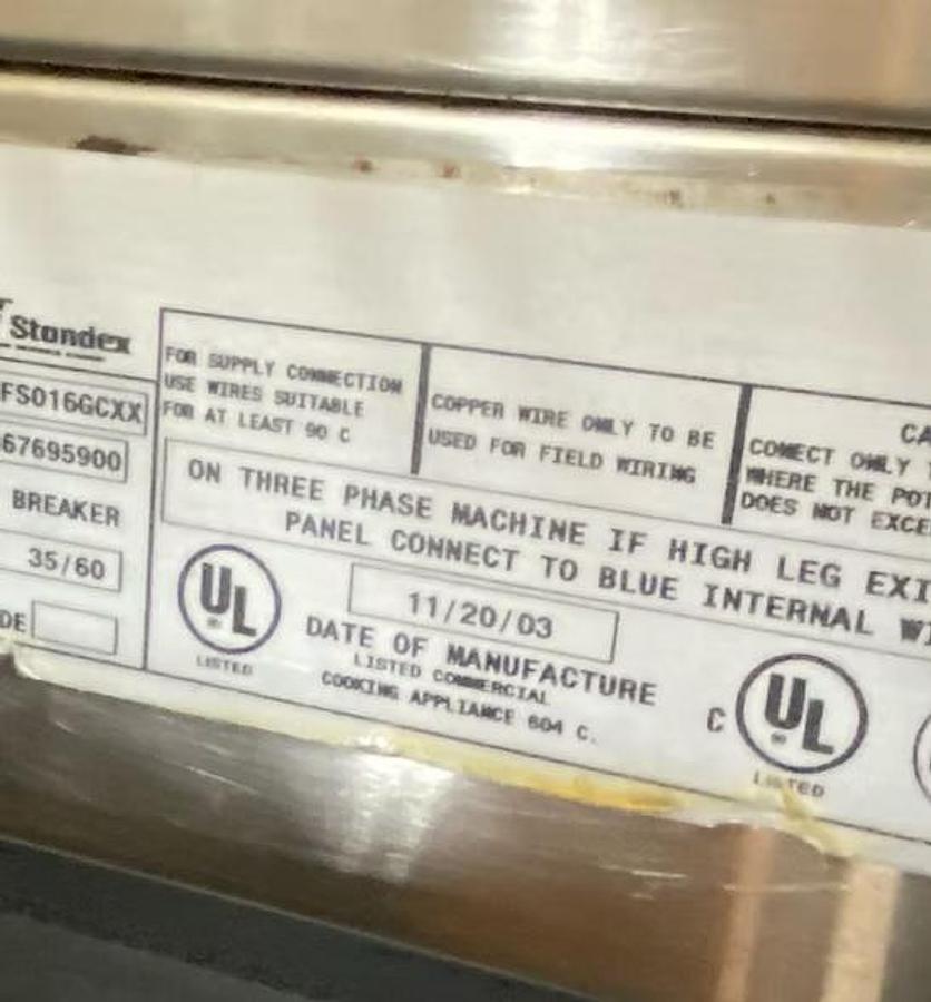 Used BKI 8 Foot Hot Case