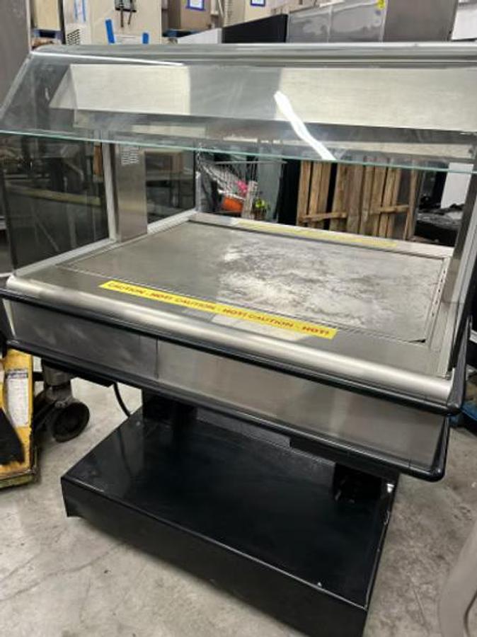 Used Henny Penny Chicken Display Hot Case