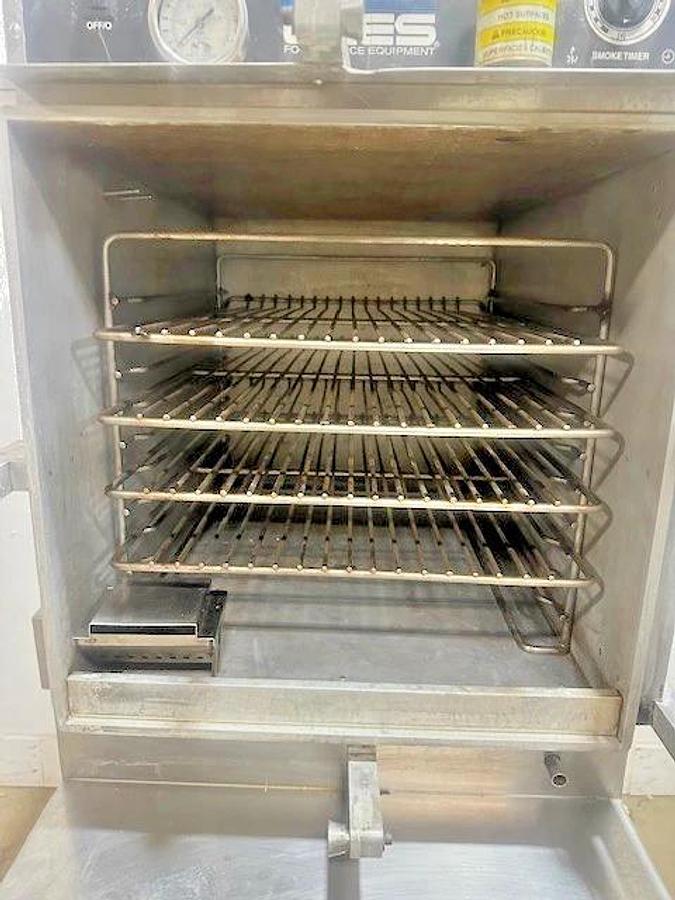 Used GILES SMOKER"H.D COMMERCIAL SOMKER/PRESSURE COOKER 