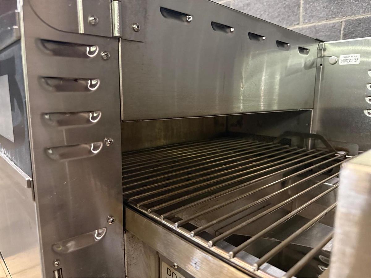 Used Ovention ovens double stacked  Model M1718 - NEAR NEW - WARRANTY