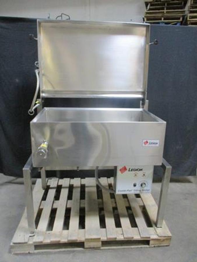 Used Legion 40 gallon tilting electric skillet