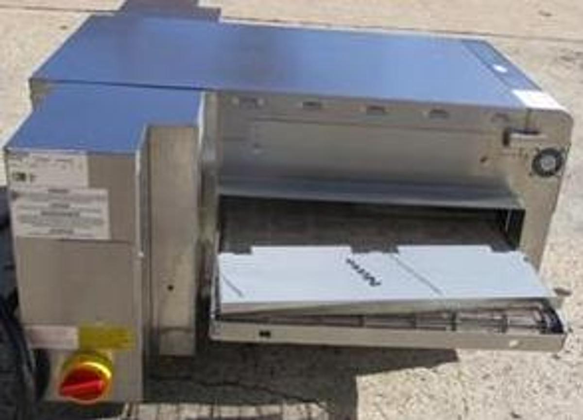 Used Ovention conveyor oven C2000