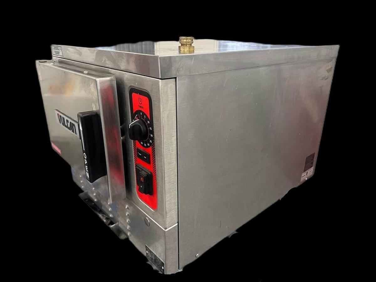 Used Vulcan Model C24EA3 3 Pan Convection Steamer - warranty