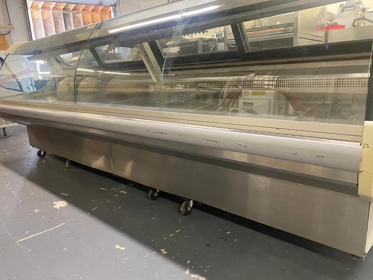 Used 12 Feet Igloo RSC Meat Cooler