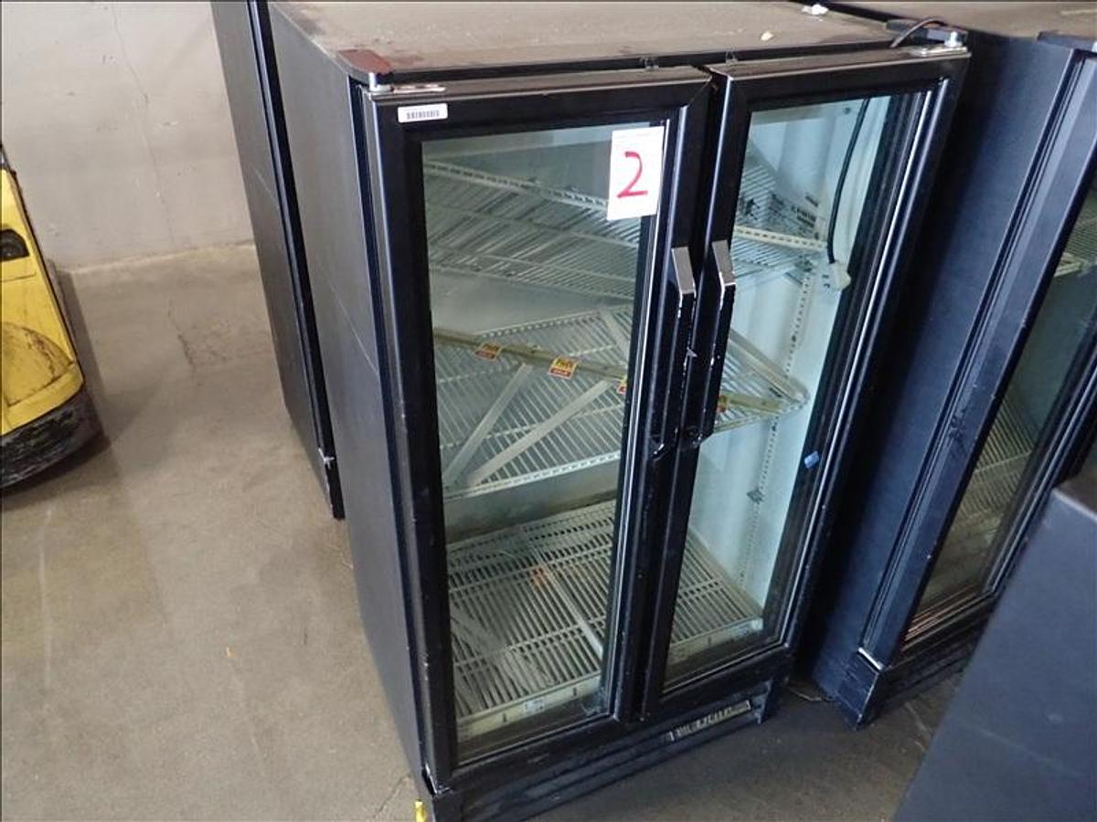 Used TRUE GDM030-LD - 2 SWING DOOR GLASS DISPLAY REFRIGERATORS - 35 AVAILABLE