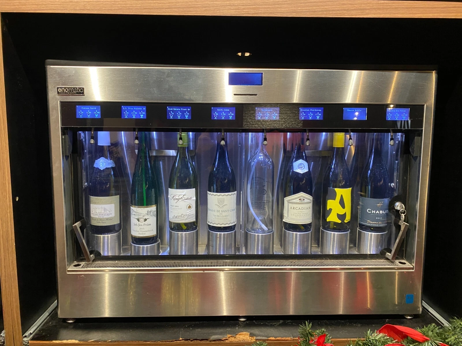 Used ENOMATIC ELITE 2.5 - 8 BOTTLE  - 4 AVAILABLE