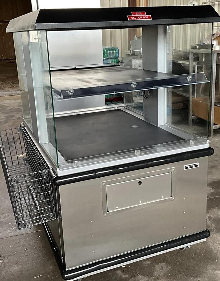 Used 2024 Custom Deli island Hot Food Merchandiser Self-Service Heated Warmer DILW4H