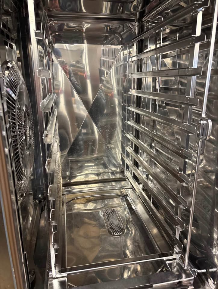 Used Rational Elctric Combi Oven - OPTION IS w/ Ventless Hood Add On