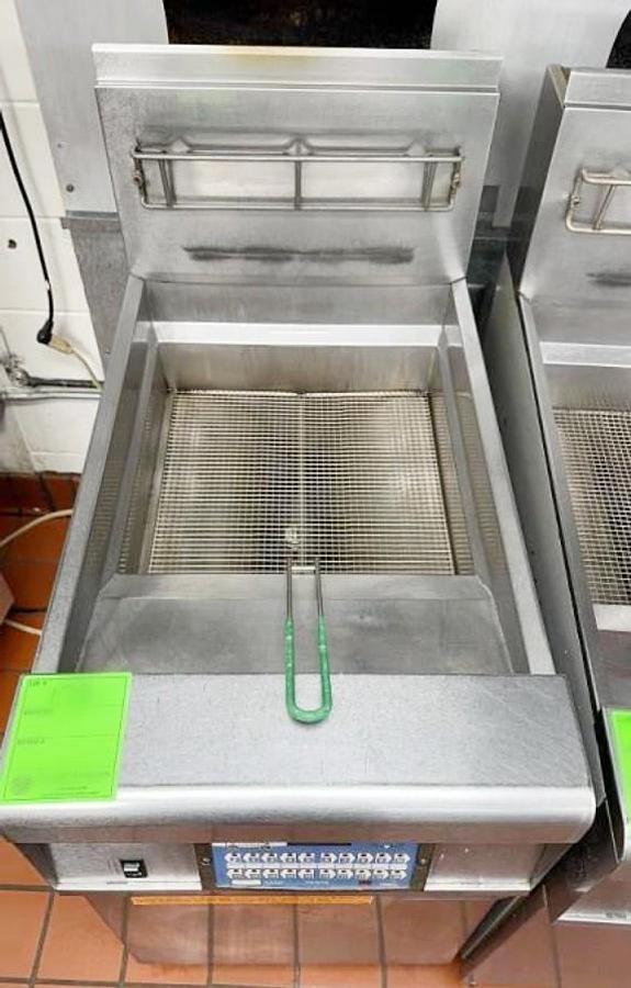 Used Frymaster KJ3FCSE Natural Gas Deep Fryer 75lbs - 3 AVAILABLE