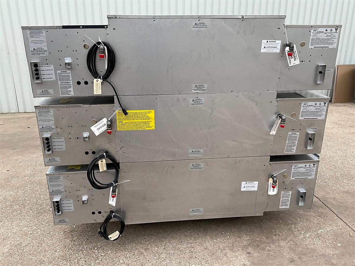 Used 3 Stack Lincoln Impinger gas 1600 pizza ovens - brand new - open to offers