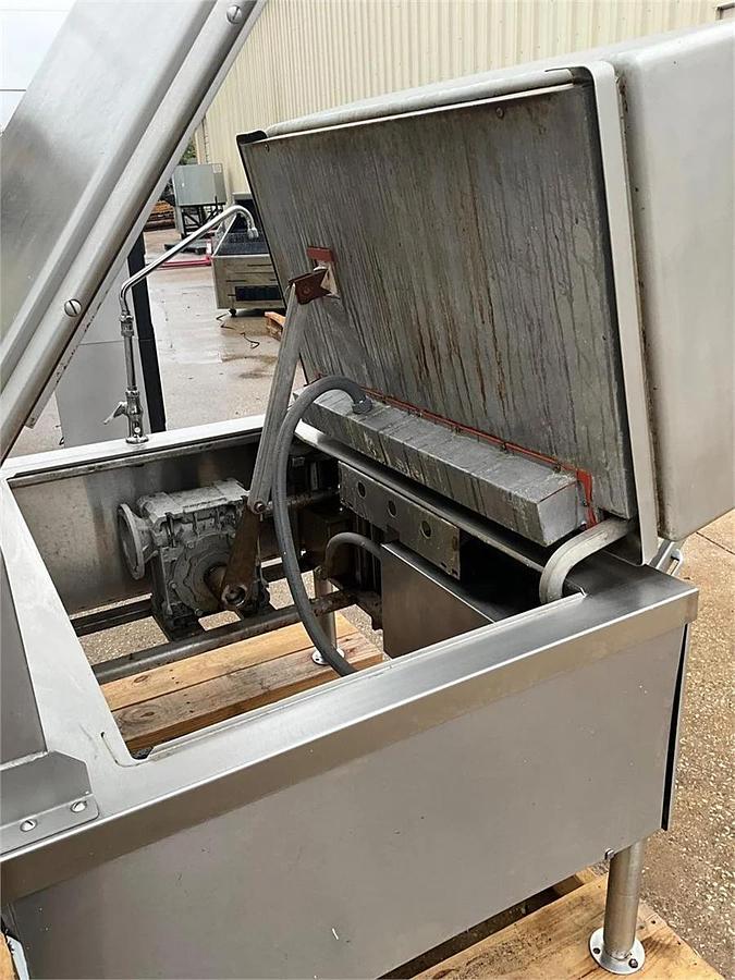 Used Vulcan 40 gallon electric tilt skillet