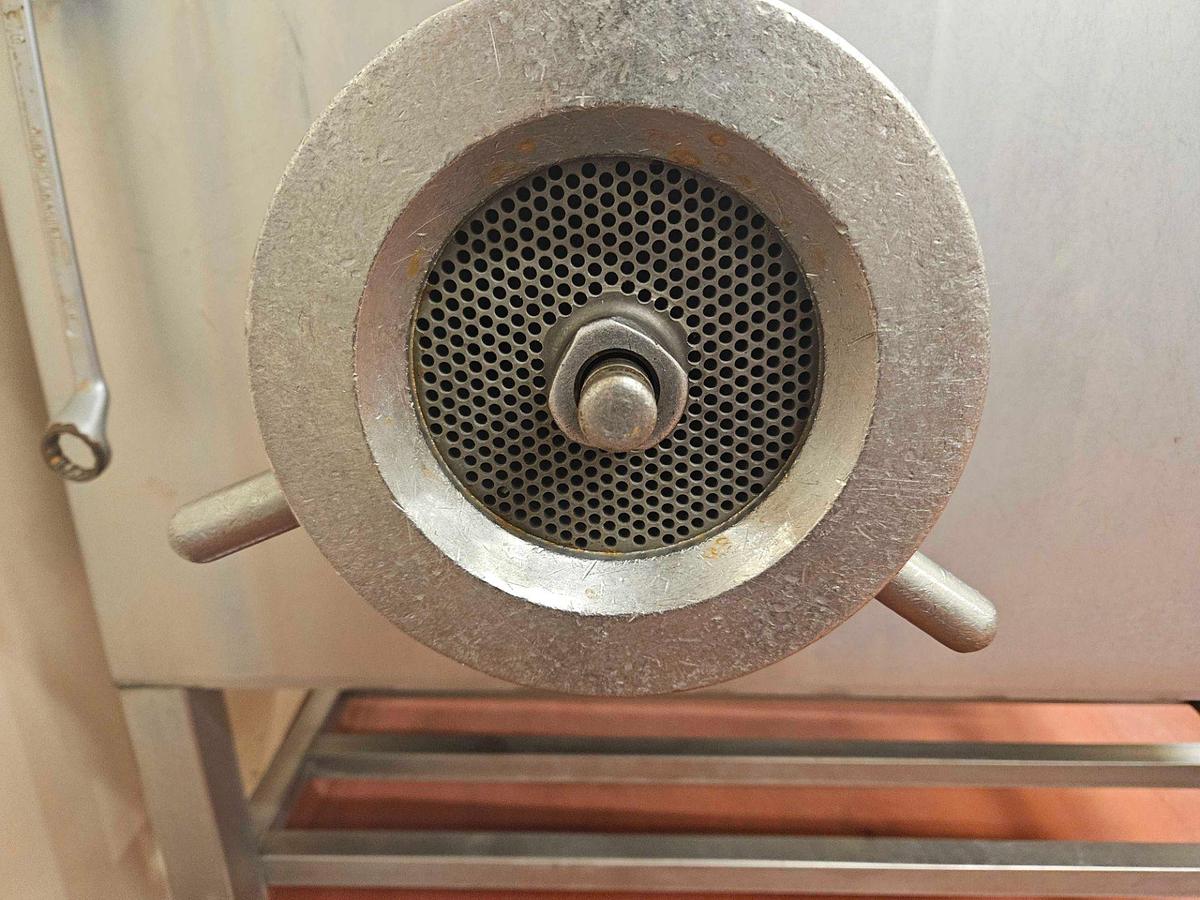 Used Hollymatic 3000 MM Mixer Grinder -10 HORSEPOWER