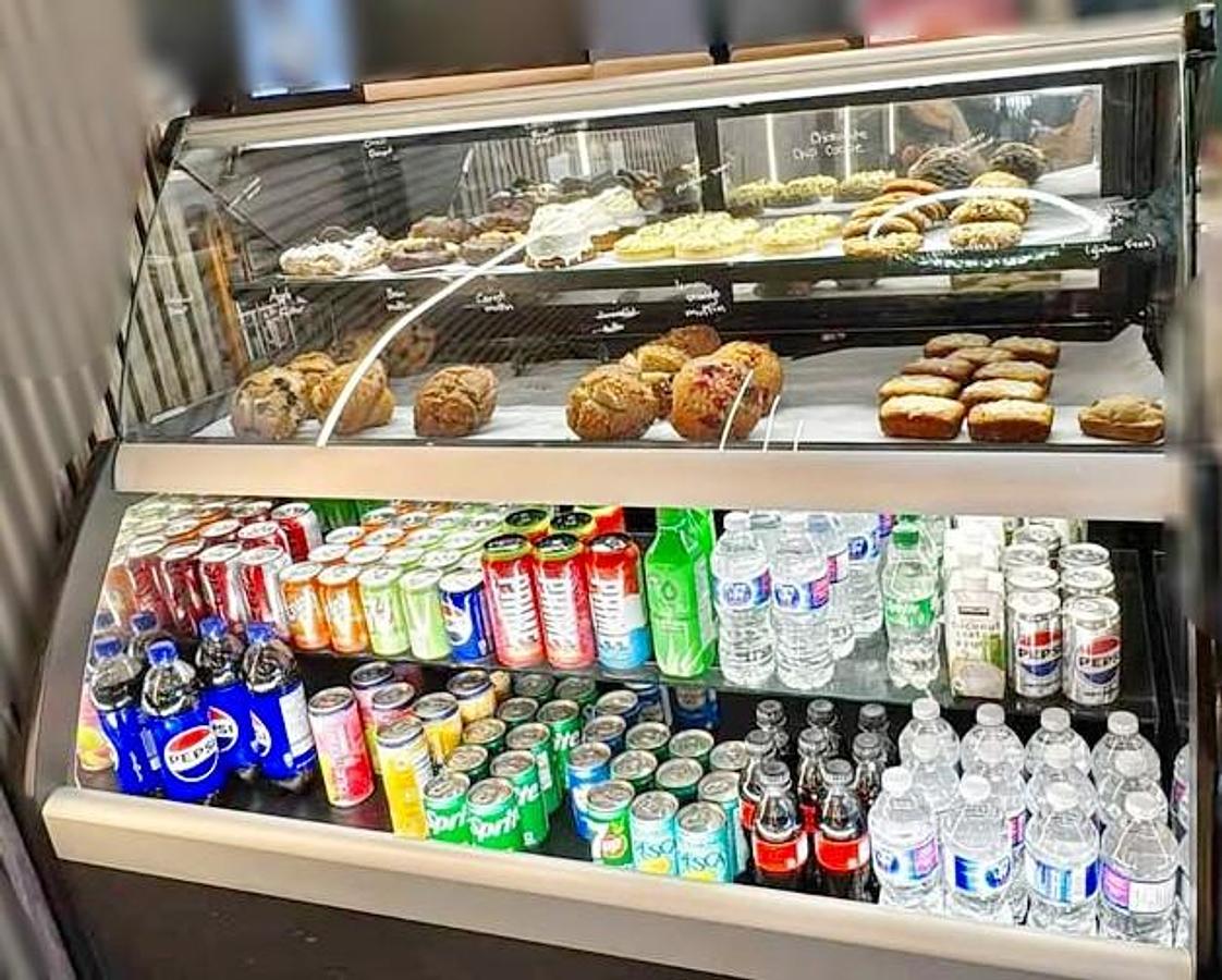 Used Refrigerated grab and go with dry show case above