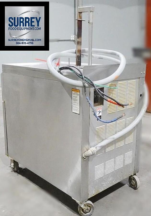Used GILES GEF-720 FLOOR MODEL ELECTRIC KETTLE FRYER