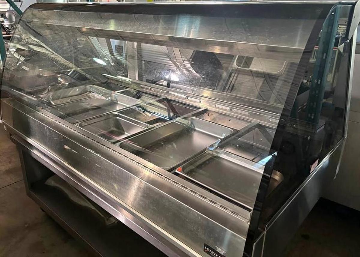 Used Display Warmer, Henny Penny Model HMR-105- 69” Warmer, 208/120 Volt 1 phase