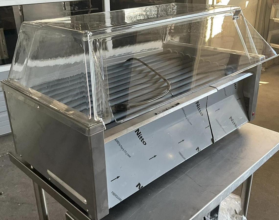 Used APW Wyott 8A-50SCBDE Hot dog Grill roller Built-in bun Storage Sneeze Guard - BRAND NEW CLEARANCE ITEM