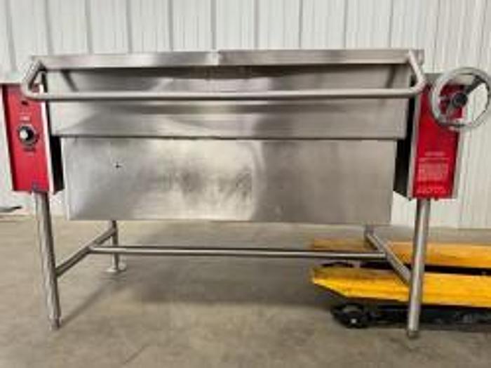 Refurbished Vulcan 40 Gallon Gas Manual Tilt Skillet