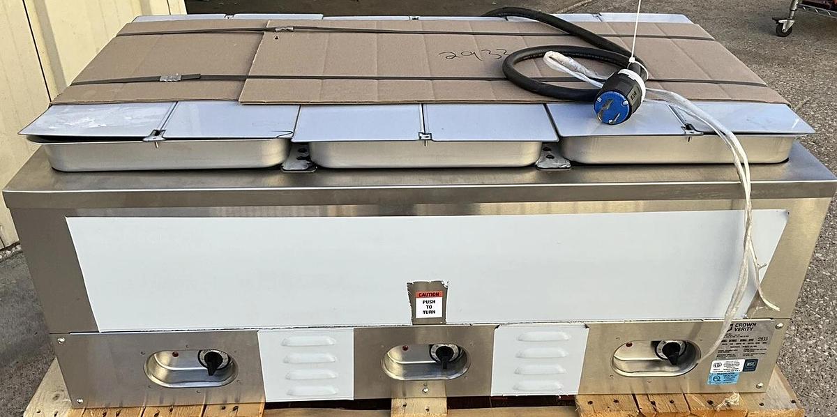 Used 2023 Crown Verity 3 pan steam Hot dog Steam table CV3WHS 240Volts 1 Phase - BRAND NEW CLEARANCE ITEM