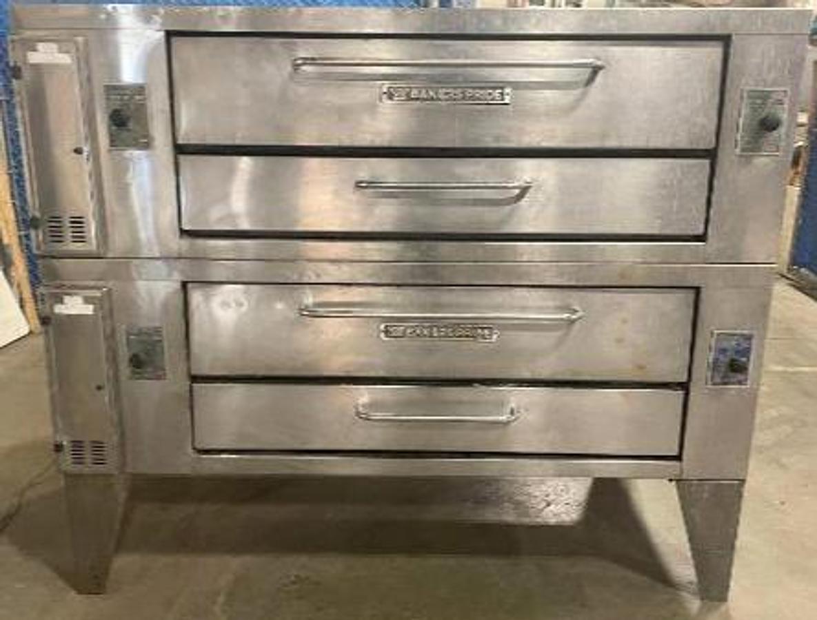 Used BAKERS PRIDE Y-600 NATURAL GAS DOUBLE STACK PIZZA DECK OVEN
