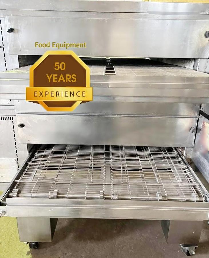 Used Pizza Oven, Middle By Marshal PS555-2G Conveyor Pizza Ovens