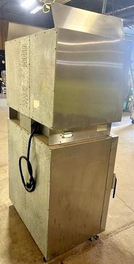 Used DUKE ELECTRIC 3PH 2 IN 1 TOP OVEN AND BOTTOM PROOFER BAKING OVEN STATION