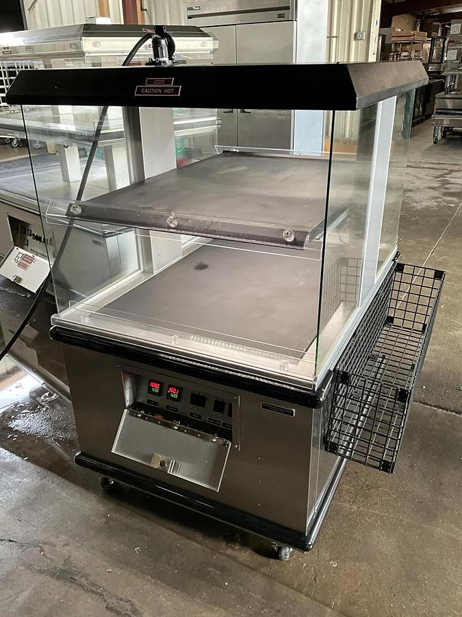 Used 2024 Custom Deli island Hot Food Merchandiser Self-Service Heated Warmer DILW4H