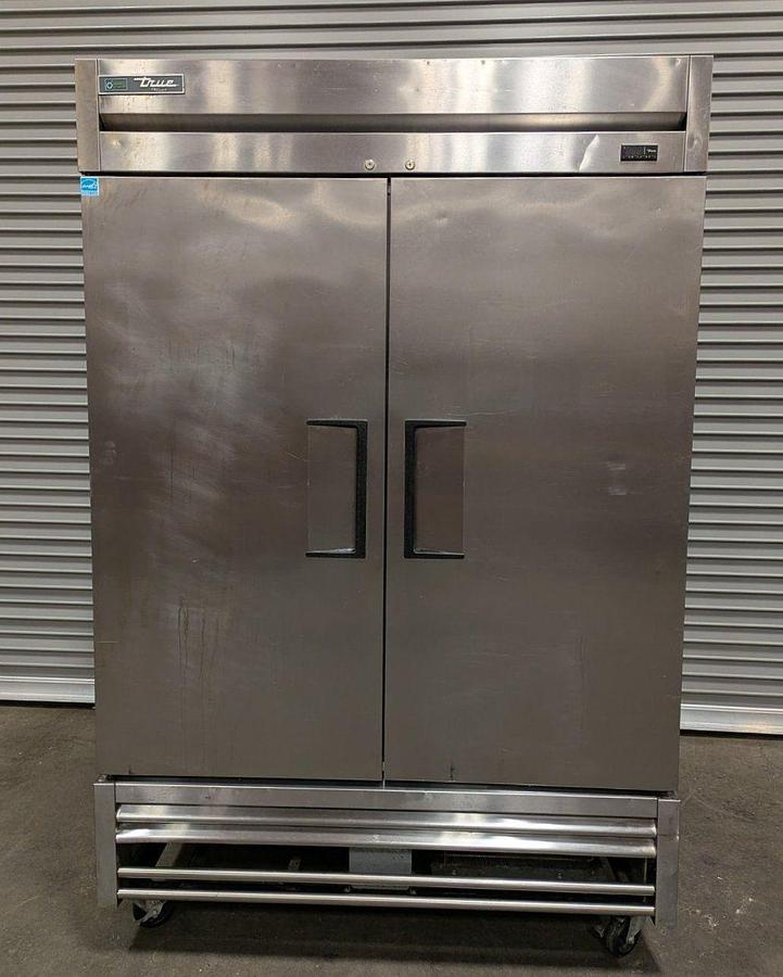 Used True T-49F-HC 54" Double Door Stainless Freeze