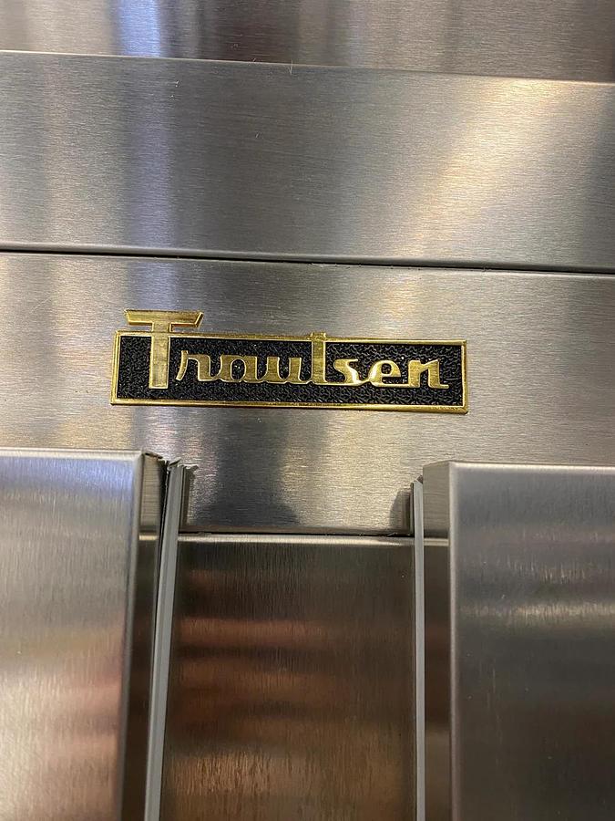 Used Traulsen G-Series 52” Solid 2 Door Stainless Steel Reach-In Refrigerator