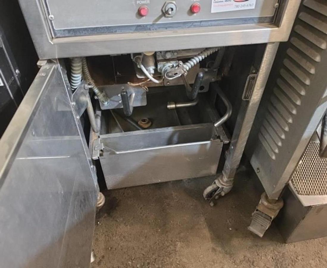Used Henny Penny Pressure Fryer Model 600