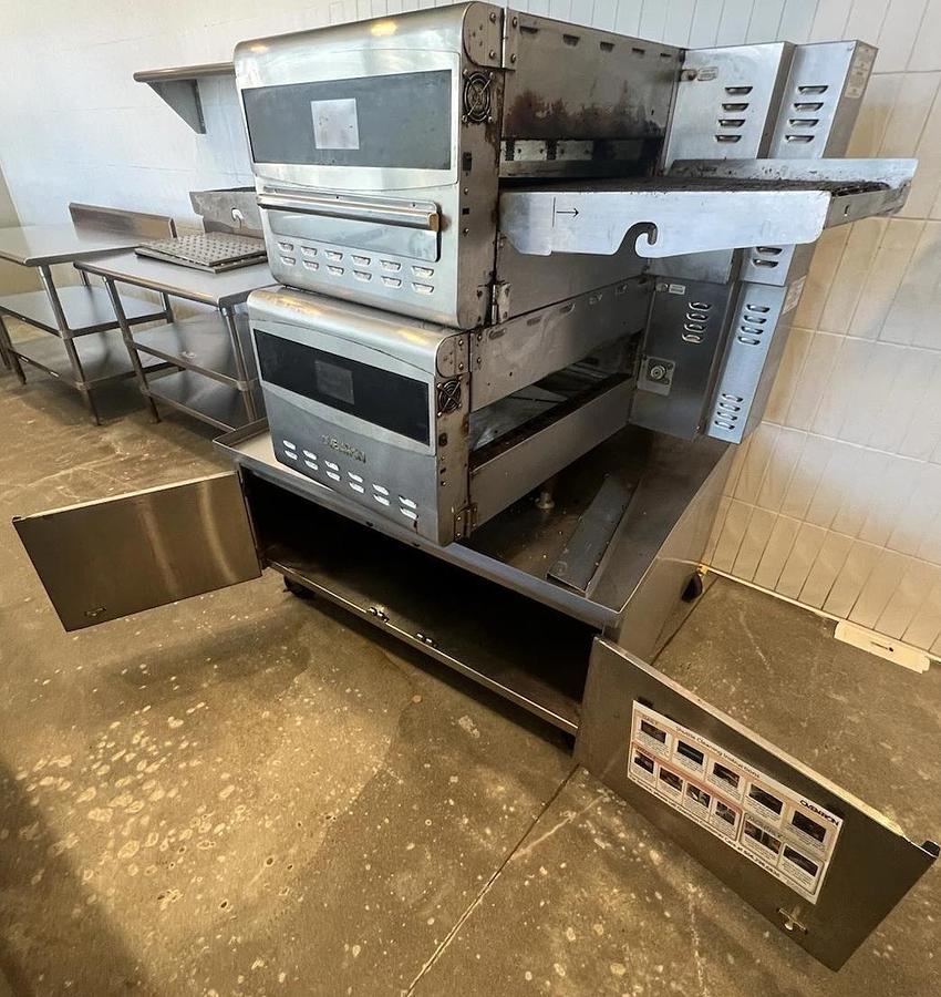 Used Refurbished Ovention Shuttle S2000 Ventless Conveyor Pizza Oven. 1 ph Stackable