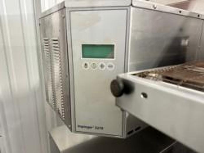 Refurbished Lincoln Impinger 3270 Double Gas Pizza Conveyor Oven