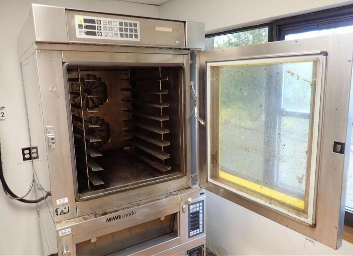 Used Miwe Aeromat Combi Oven - Barely used, almost new.