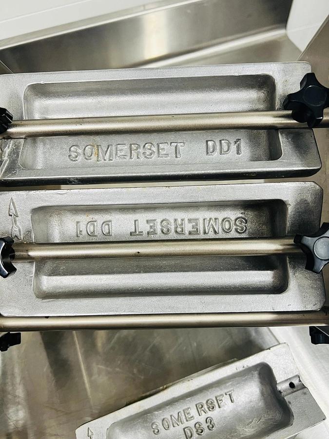 Used Somerset SPM-45 Manual Pastry & Turnover Machine + 3 Die Sets