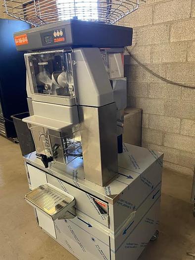 Refurbished Juicer with Base | Zummo | Model # Z40C2.0