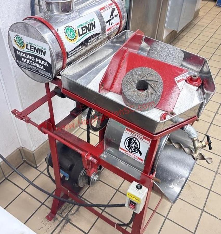 Used LENIN' GRAIN MILL