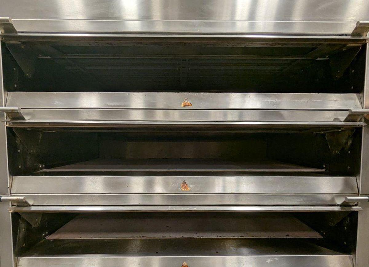 Used Mono FG257T3SG220 DX Eco-Touch Modular Deck Oven